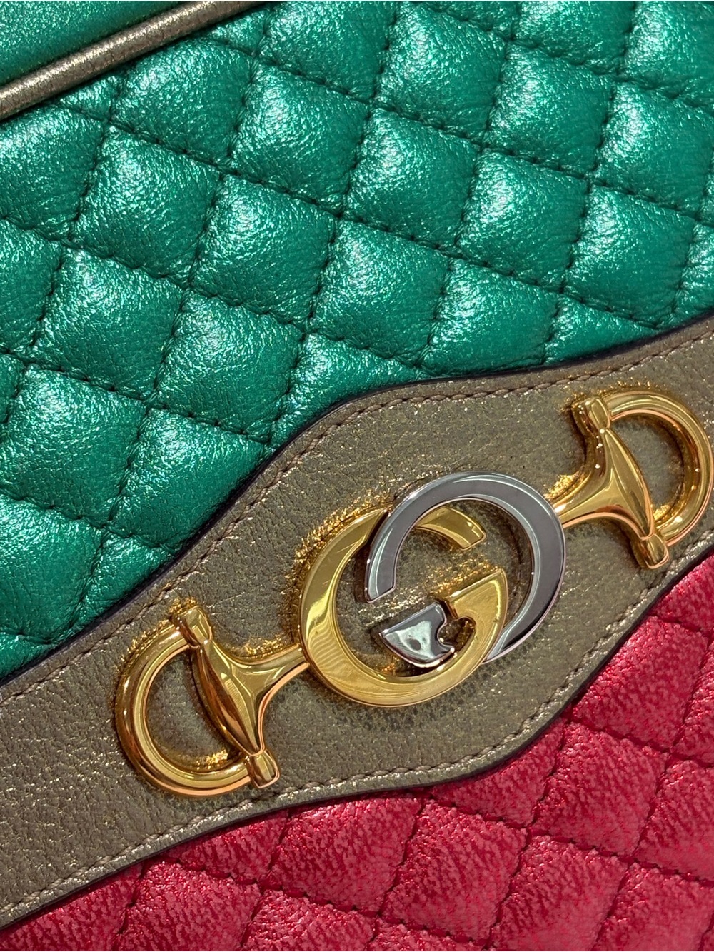 Authentic Gucci Trapuntata Metallic Matelassé Crossbody Bag w/ Certificate - Picture 5 of 16